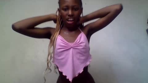 Snapshot of sweetkola1 chatting on November 24, 2025, 11:10 am sweetkola online show from November 24, 2025, 11:10 am