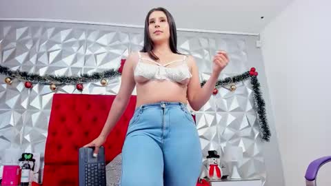 Snapshot of sweetlauren19 chatting on November 20, 2025, 5:29 am Lauren online show from November 20, 2025, 5:29 am