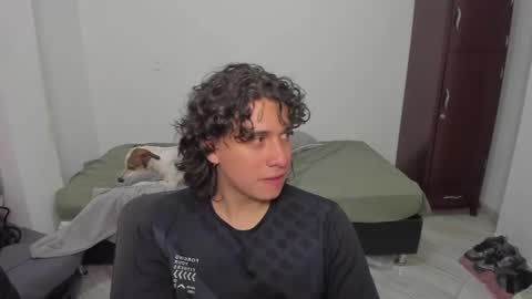 Snapshot of sweetlian_04 chatting on May 7, 2026, 1:33 am Lian online show from May 7, 2026, 1:33 am
