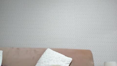 sweetlikecandy21 online show from December 17, 2024, 3:06 pm