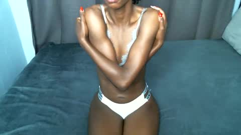 Snapshot of sweetlilly2540 chatting on November 10, 2025, 7:24 pm sweetlilly2540 online show from November 10, 2025, 7:24 pm
