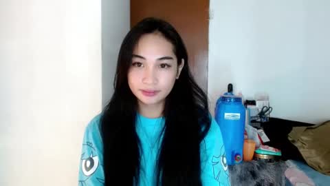 Lilly online show from January 7, 2025, 2:20 am