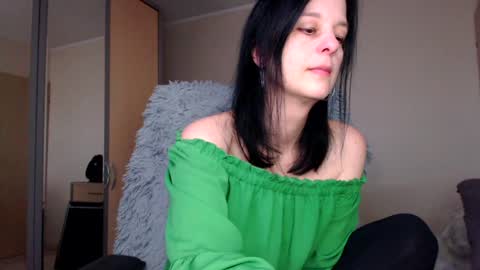 JenJenny online show from February 8, 2025, 9:13 am