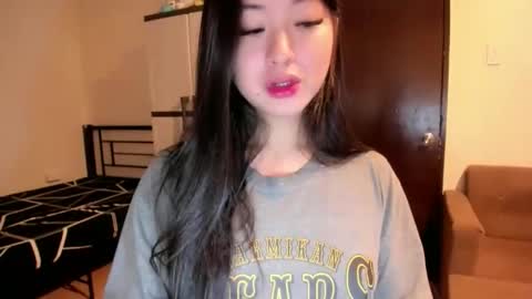 Zoe online show from September 19, 2025, 2:29 pm