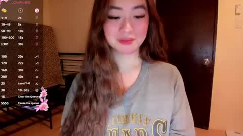 Snapshot of sweetlovepinay04 chatting on June 28, 2026, 5:02 am Zoe online show from June 28, 2026, 5:02 am