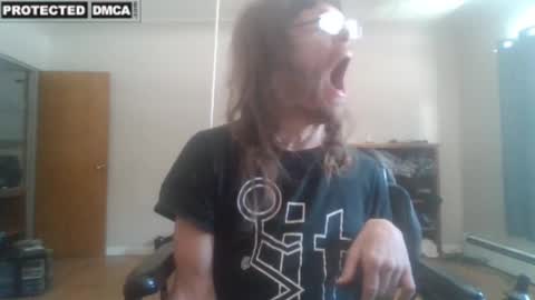 Snapshot of sweetman4u75 chatting on January 27, 2025, 6:20 pm Sweet Man online show from January 27, 2025, 6:20 pm