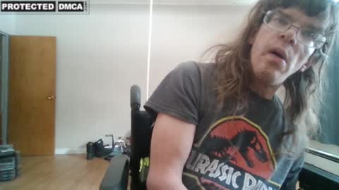 Snapshot of sweetman4u75 chatting on February 21, 2025, 5:31 pm Sweet Man online show from February 21, 2025, 5:31 pm