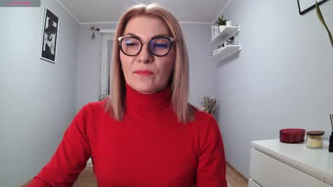 sweetmarthaaa online show from January 8, 2025, 11:32 am