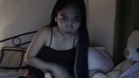 sweetmeeoowe_69 online show from March 16, 2026, 6:34 pm