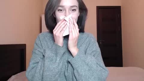 Mia online show from January 12, 2026, 8:03 pm