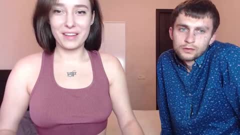 Mia online show from March 23, 2026, 12:20 pm