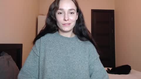 Mia online show from March 31, 2026, 7:58 pm