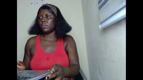 sweetnectarx online show from February 8, 2025, 7:27 pm