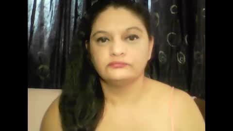 Trisha angel online show from November 29, 2025, 9:01 am