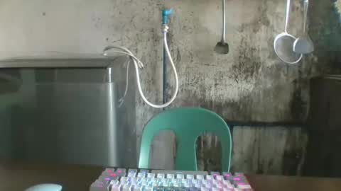 sweetnike online show from September 22, 2025, 12:12 am