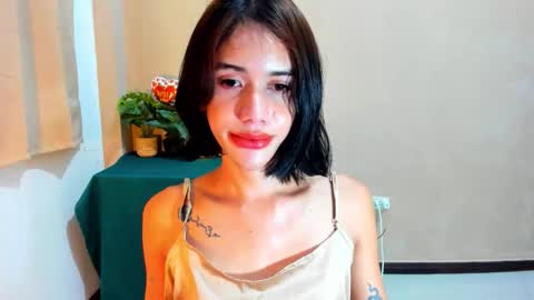 Erica   online show from November 4, 2025, 4:28 pm