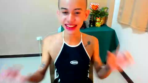 Erica   online show from November 20, 2025, 9:03 pm