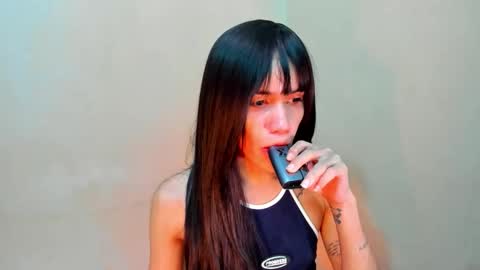 Erica   online show from November 22, 2025, 7:18 am