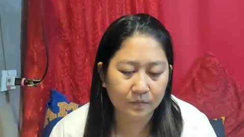 Snapshot of sweetpilipina88 chatting on May 2, 2026, 2:27 am MIA online show from May 2, 2026, 2:27 am