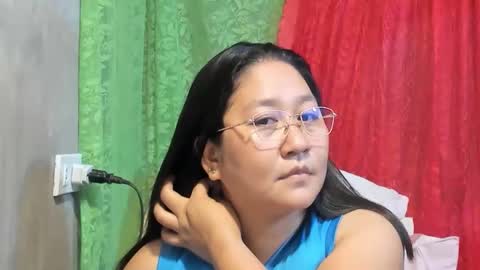 Snapshot of sweetpilipina88 chatting on June 6, 2026, 10:09 am MIA online show from June 6, 2026, 10:09 am