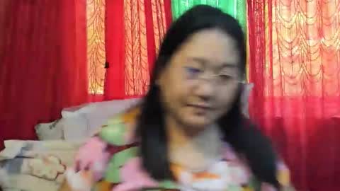 Snapshot of sweetpilipina88 chatting on June 11, 2026, 2:53 am MIA online show from June 11, 2026, 2:53 am