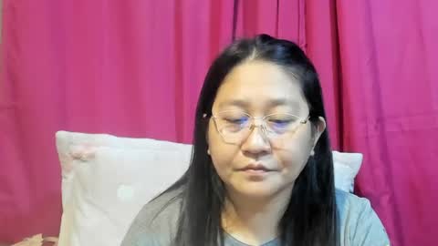 Snapshot of sweetpilipina88 chatting on July 16, 2026, 9:37 am MIA online show from July 16, 2026, 9:37 am