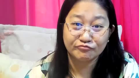 Snapshot of sweetpilipina88 chatting on July 19, 2026, 11:19 pm MIA online show from July 19, 2026, 11:19 pm
