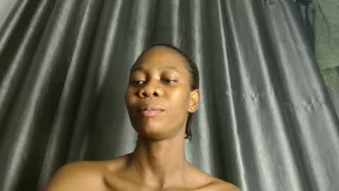 slim ivy online show from March 20, 2026, 4:06 am