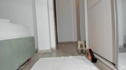 Anne online show from October 11, 2025, 8:35 am