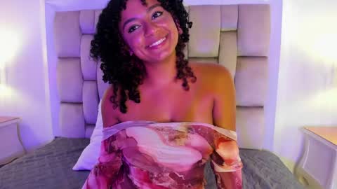 Snapshot of sweets_one chatting on May 9, 2026, 3:45 am sweets one online show from May 9, 2026, 3:45 am
