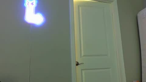 Sweetscar22 online show from December 23, 2024, 9:18 pm