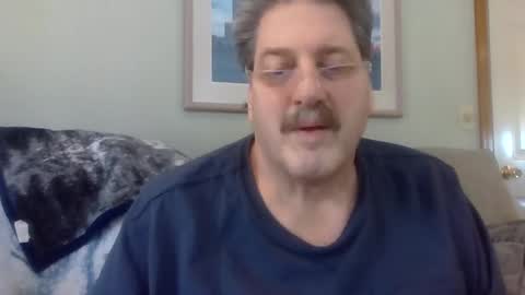 sweetbrowneyes623 online show from February 19, 2025, 12:44 pm