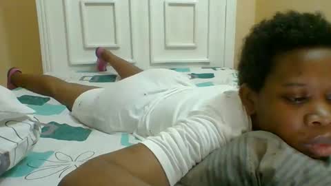 sweetshilah online show from October 1, 2025, 3:23 am