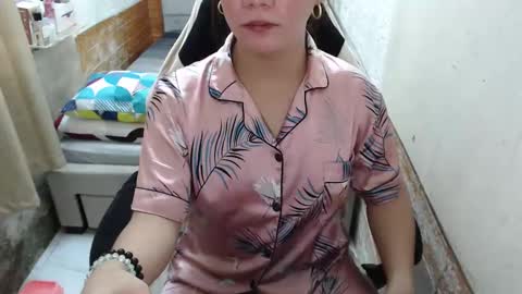 Snapshot of sweetsofia24 chatting on January 7, 2026, 7:00 am Sofia online show from January 7, 2026, 7:00 am