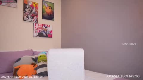 Sofia  online show from April 22, 2026, 5:10 am