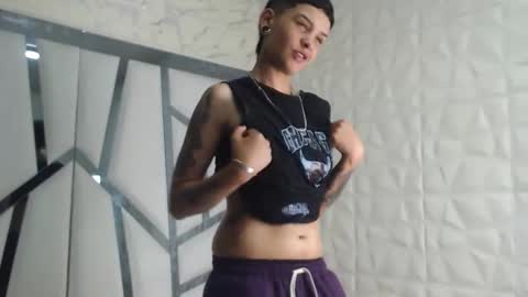 Snapshot of sweetsubmissive_rs chatting on April 22, 2026, 4:04 am sweetsubmissive rs online show from April 22, 2026, 4:04 am