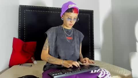 Snapshot of sweetsubmissive_rs chatting on June 11, 2026, 2:11 am sweetsubmissive rs online show from June 11, 2026, 2:11 am