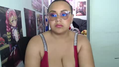 sweett_candy1 online show from September 9, 2025, 3:39 am