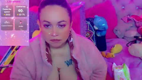 martina online show from February 12, 2025, 5:58 am