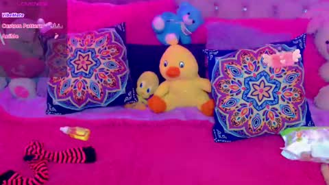 martina online show from February 14, 2025, 4:37 am