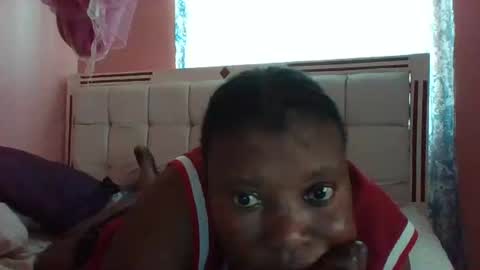 sweett_melly online show from January 27, 2025, 11:11 am