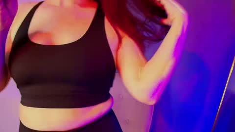 sweeteve online show from April 25, 2026, 1:41 pm