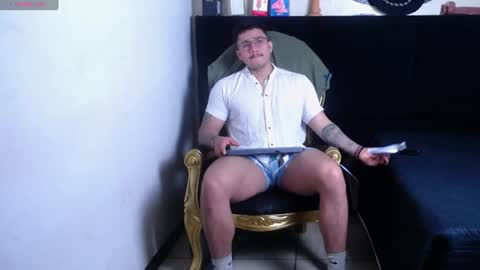 Snapshot of sweettguy_ chatting on June 27, 2026, 6:35 pm Jei online show from June 27, 2026, 6:35 pm