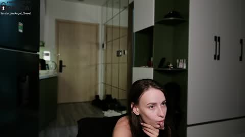 Snapshot of sweettooth20 chatting on June 2, 2026, 2:41 pm Leila and Alex online show from June 2, 2026, 2:41 pm