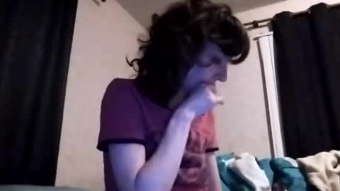 Snapshot of sweettoothtrixie chatting on April 15, 2026, 2:18 am Sweet Tooth Trixie online show from April 15, 2026, 2:18 am