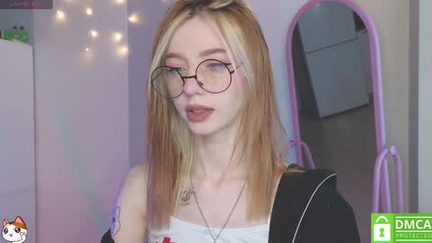 Elis  a little vacation Ill be here Saturday my schedules in bio online show from January 24, 2025, 9:17 am