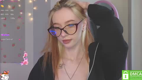 Elis  a little vacation Ill be here Saturday my schedules in bio online show from January 26, 2025, 9:40 am