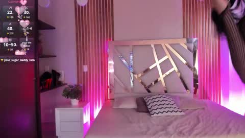 sweetviolet___ online show from November 8, 2025, 12:16 pm