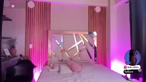 Snapshot of sweetviolet___ chatting on July 8, 2026, 11:48 am sweetviolet___ online show from July 8, 2026, 11:48 am