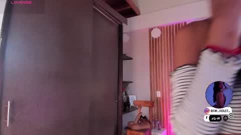 Snapshot of sweetviolet___ chatting on July 17, 2026, 12:01 pm sweetviolet___ online show from July 17, 2026, 12:01 pm